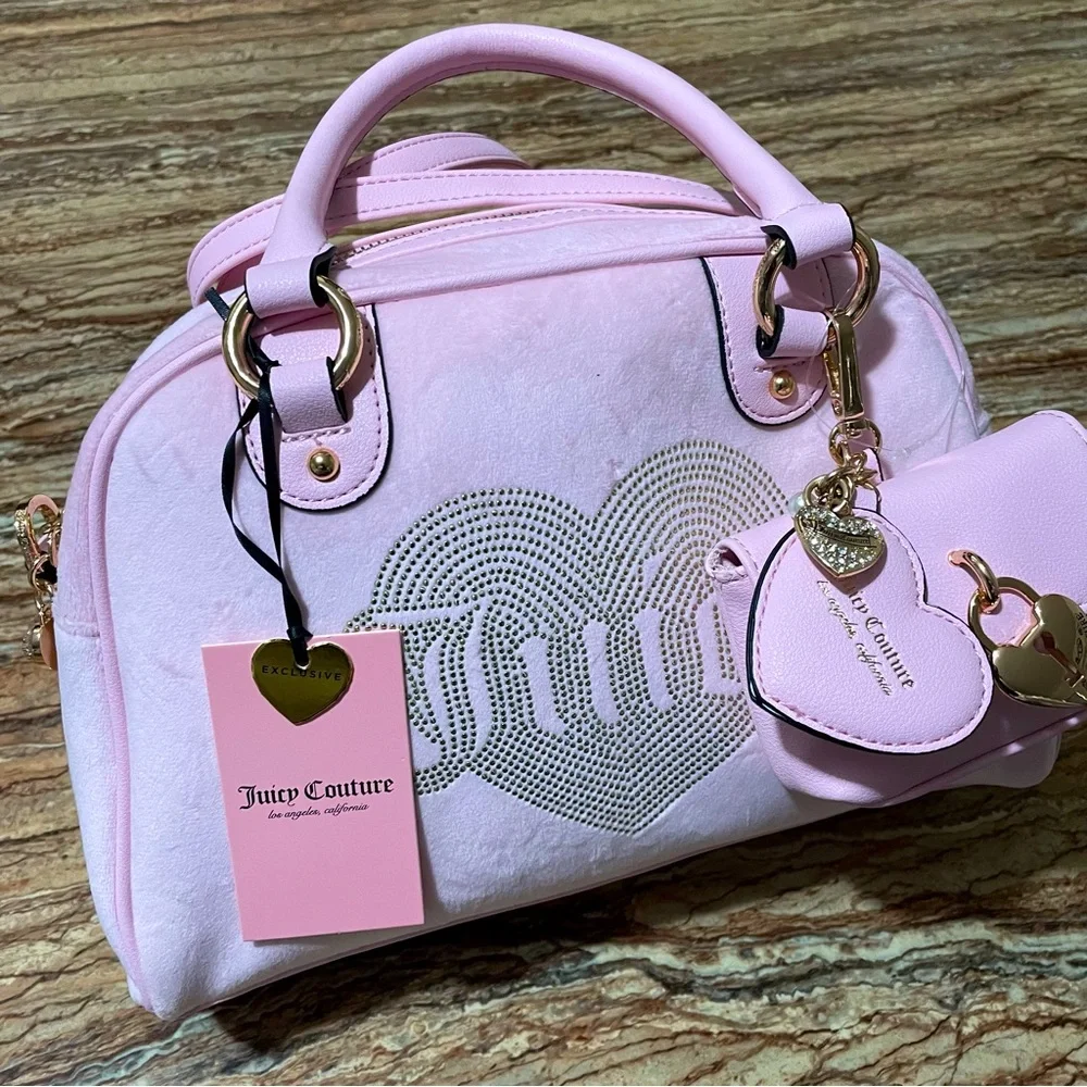 Juicy Couture - Picture 5 of 13